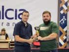 Vīriešu Open grupā triumfē 